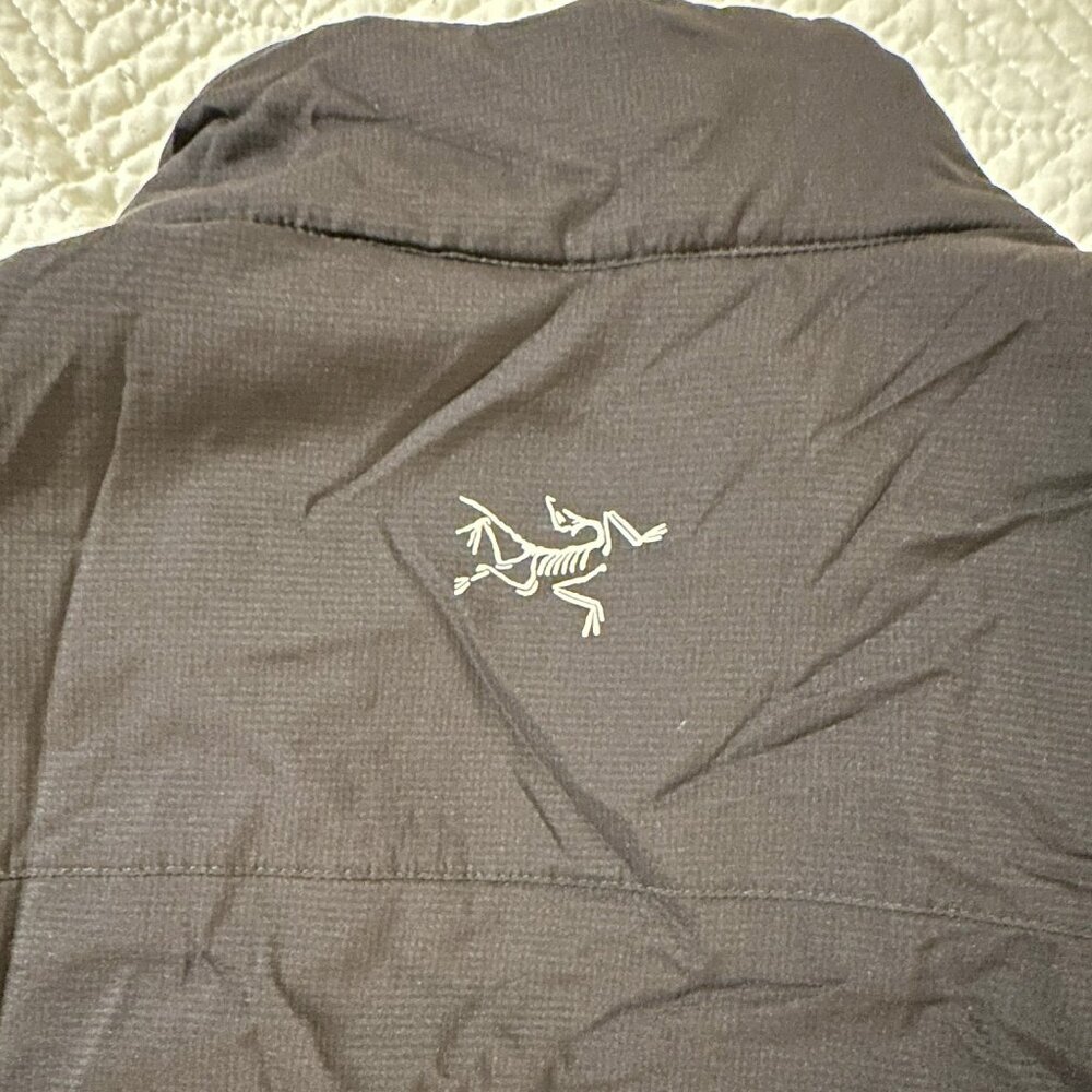 Arc'teryx Insulated Vest Black. Size: Men’s Med.